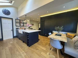 Photo 8- click for photo gallery